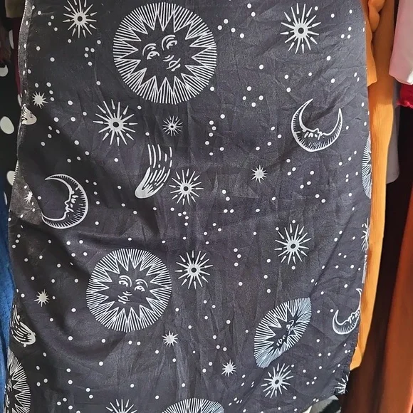 Black Celestial Print Skirt - Picture 4 of 6